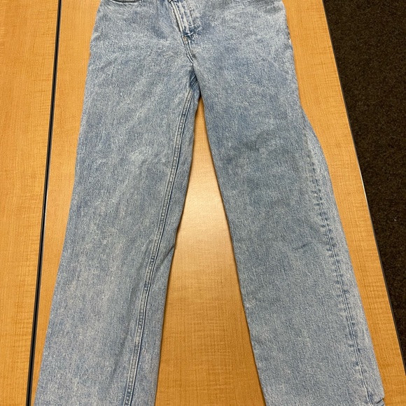 Abercrombie Jeans - Picture 2 of 2